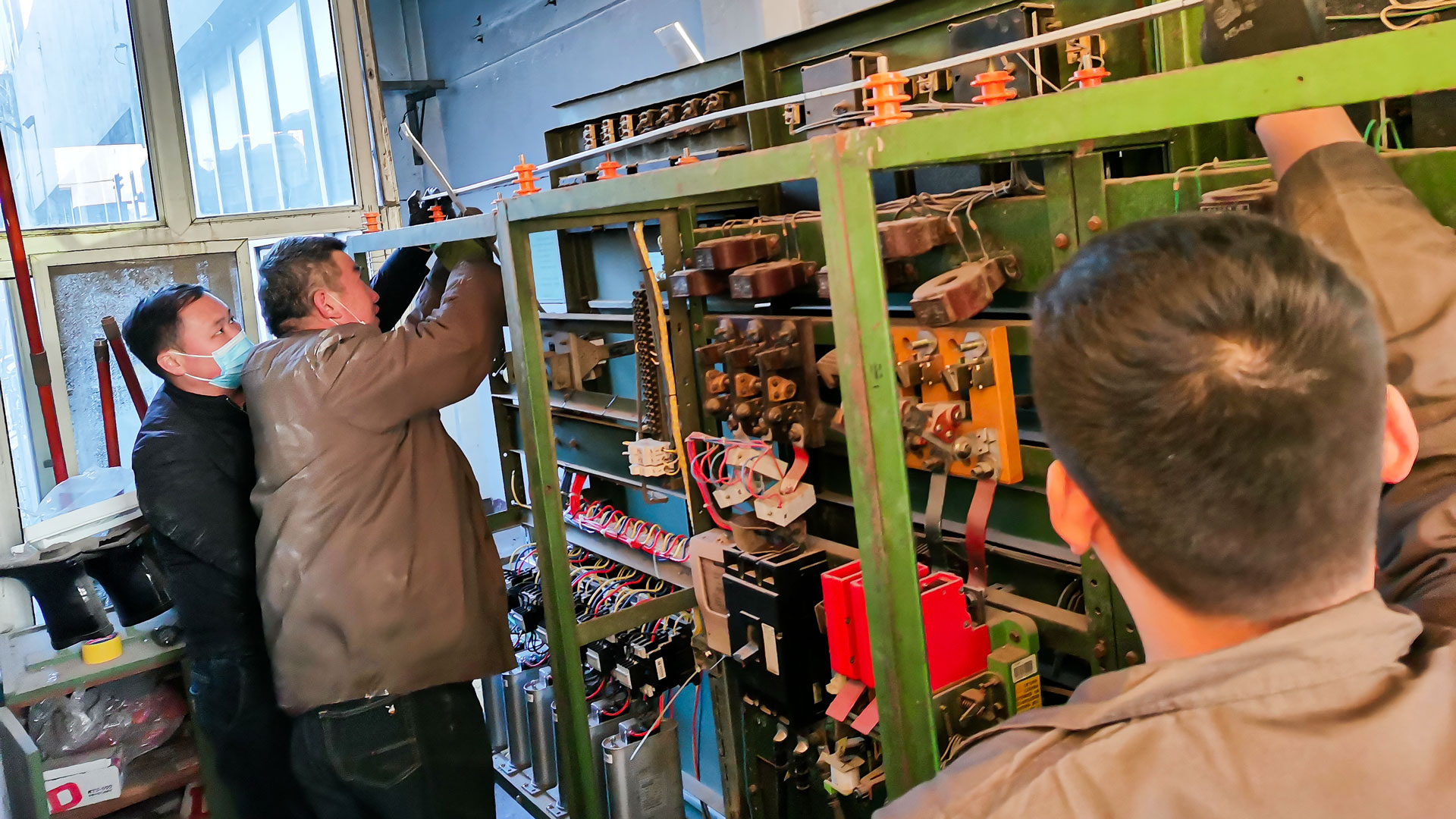 1639710553766989.jpg 對宇龍商場老配電柜-(2).jpg